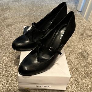 Nine West Mary Jane style heels
